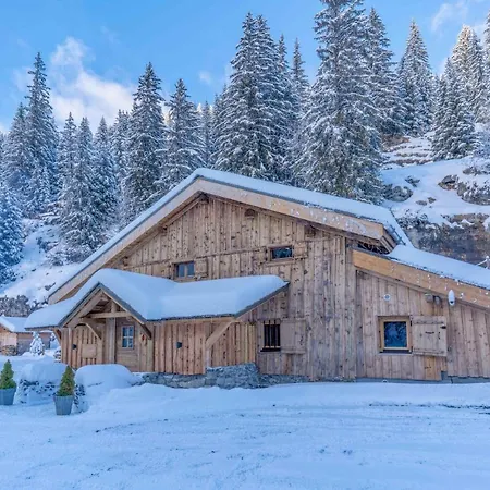 Le Charmélie 1600 Chalet