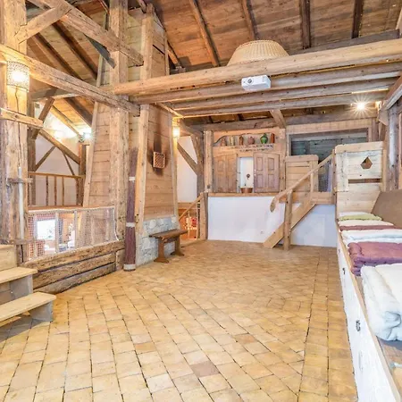 Chalet Le Charmélie 1600 *