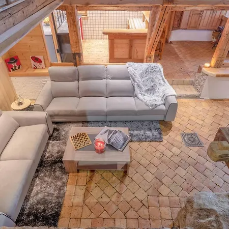 Le Charmélie 1600 Chalet
